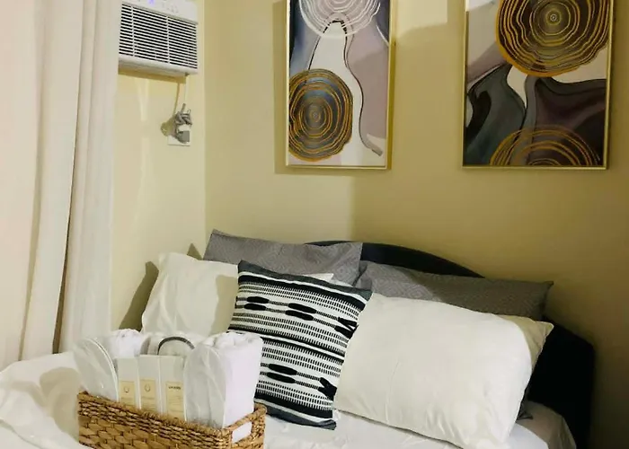 It Park, Avida Riala Cozy Chic Apartment *